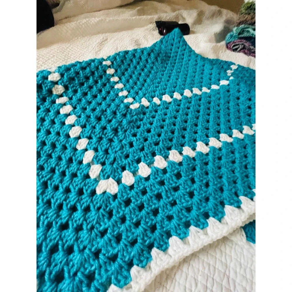 Hand Crocheted Blanket Baby Lap Afghan‎ Teal Blue 42